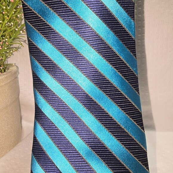 VINTAGE ZANZARA MENS TIE 100% SILK DIAGONAL STRIPES NAVY AND TEAL BLUE NWT - Picture 6 of 6